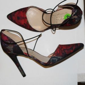 Ann Marino Floral 9.5 NWT